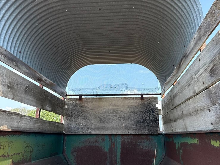 s&w-200-power-wagon-rear-unload-silage-wagon-image-22