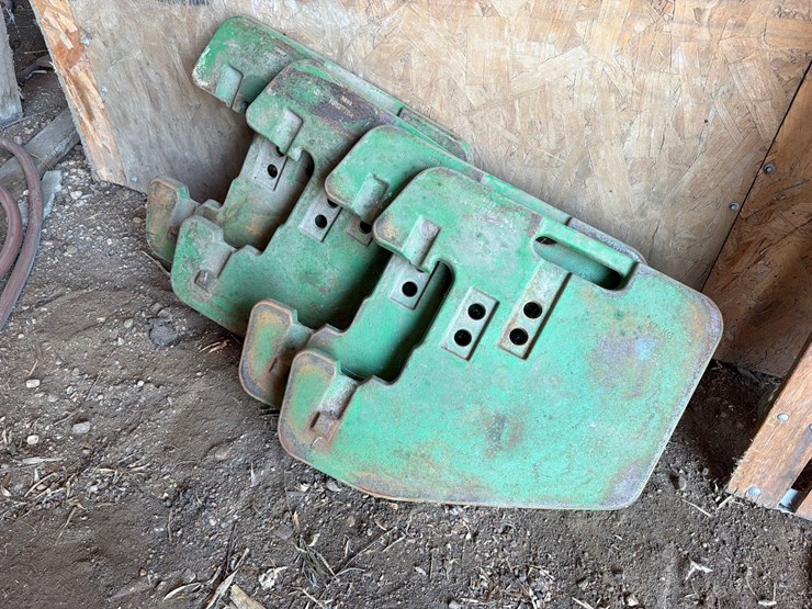 4-john-deere-suitcase-weights-image-1