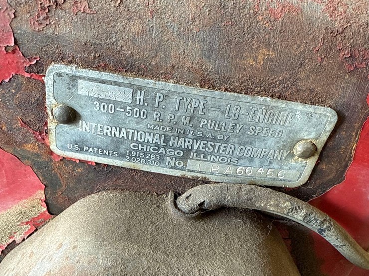 international-harvester-lb-gas-engine-image-11