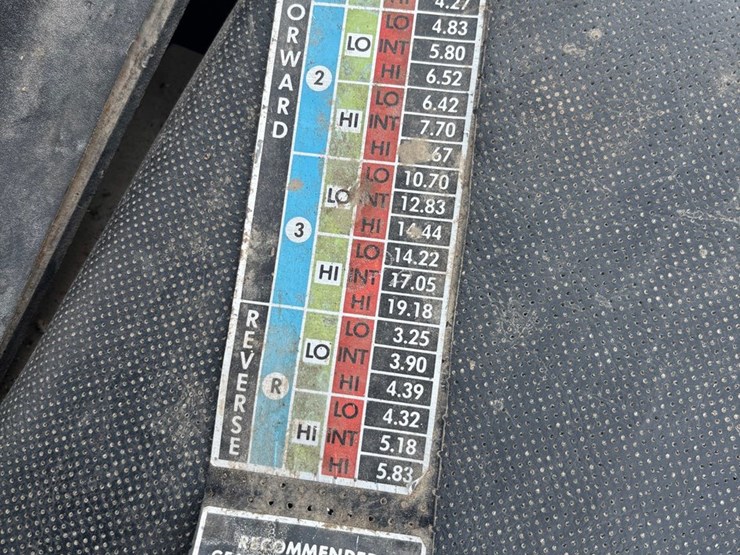 1983-massey-ferguson-4900-image-63