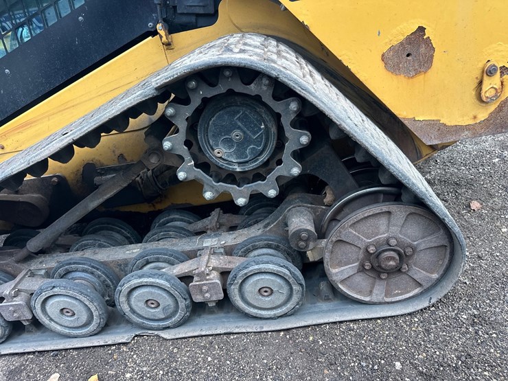 caterpillar-287d-image-46