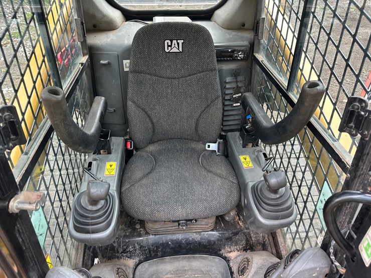 caterpillar-287d-image-27