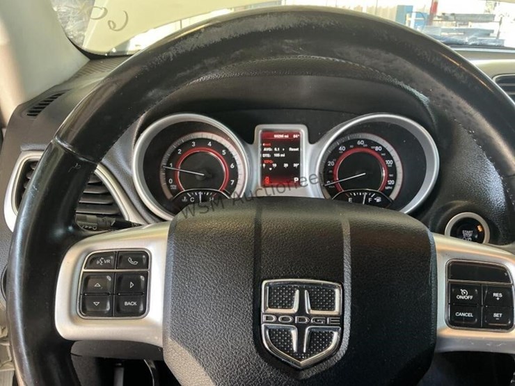 2016-dodge-journey-image-16