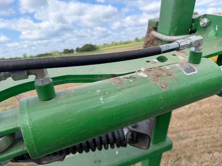 john-deere-2430-image-54