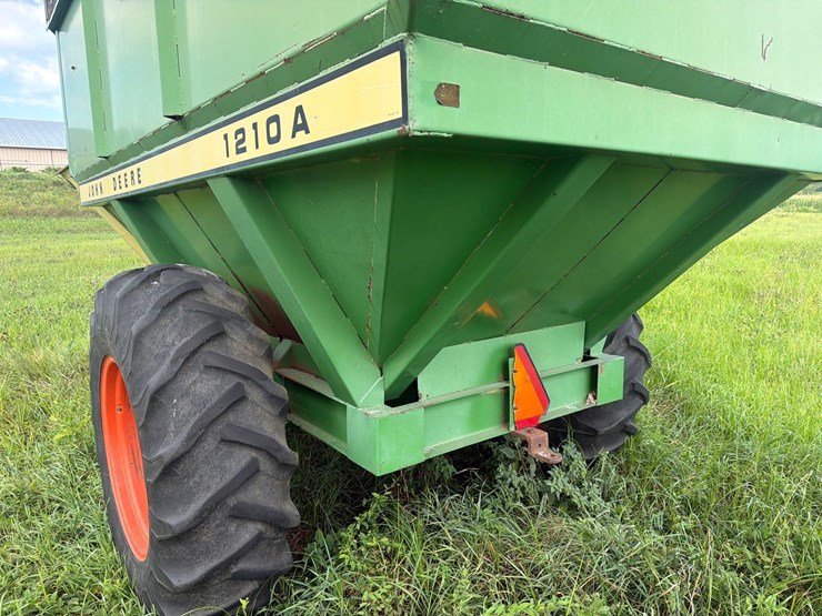 john-deere-1210a-image-6