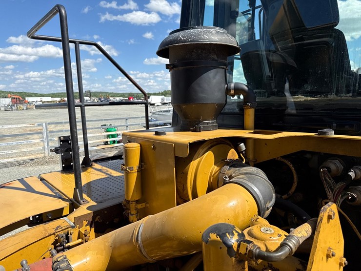caterpillar-980g-image-95