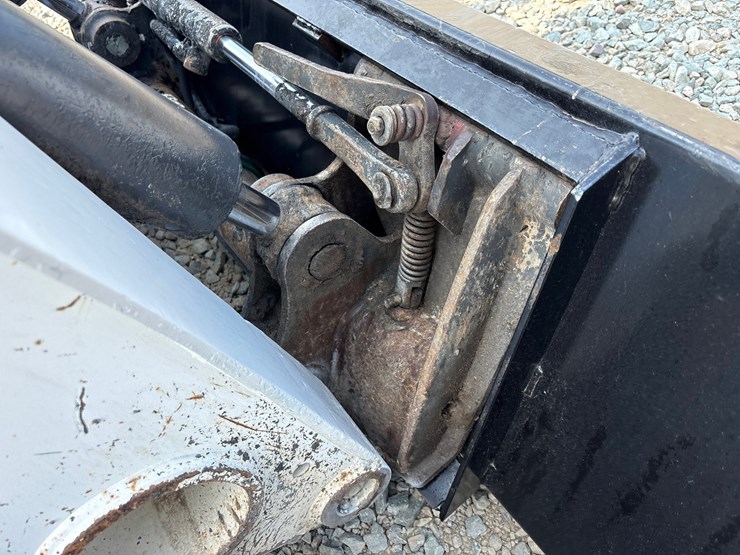 2018-bobcat-t870-image-26