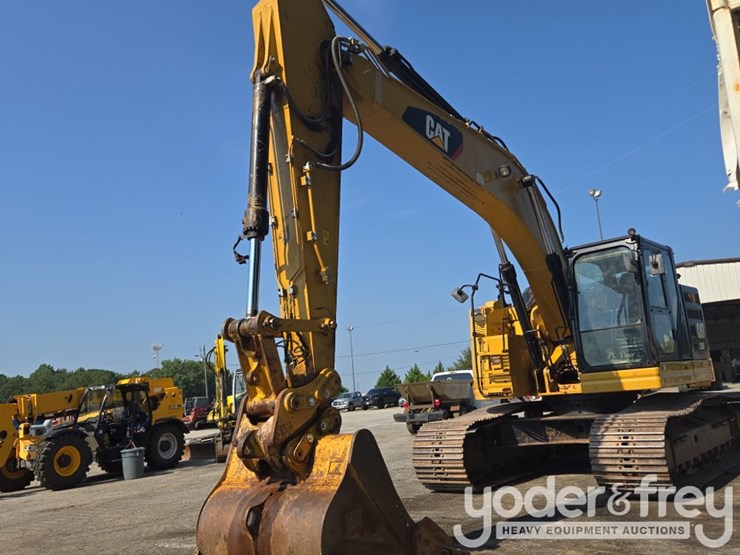 2019-caterpillar-335fl-image-18