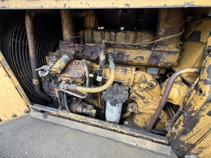 1994-caterpillar-518c-image-40