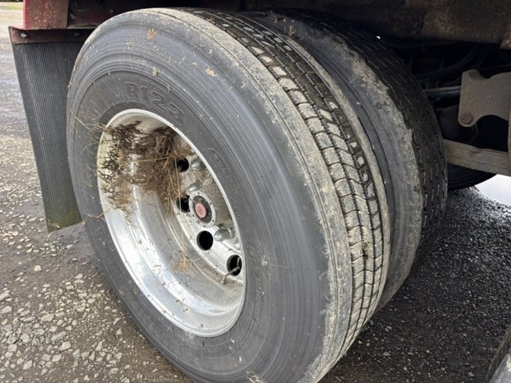 alloy-tri-axle-flatbed-pup-trailer-image-15