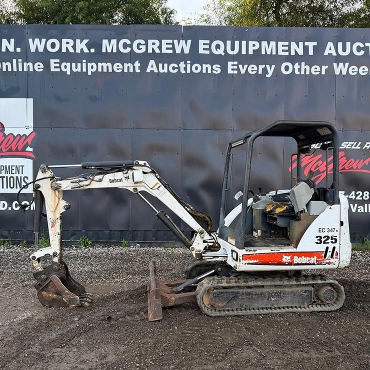 2004 BOBCAT 325G