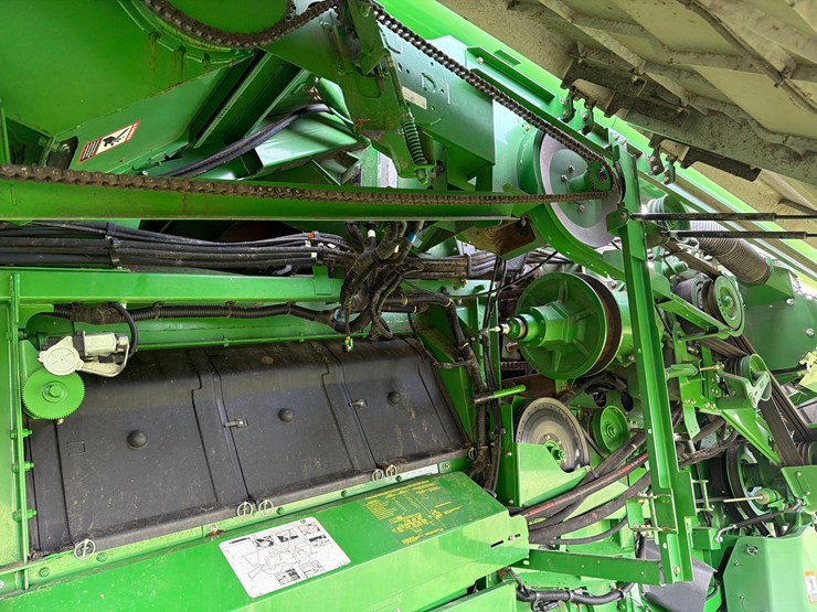 2013-john-deere-s660-image-47