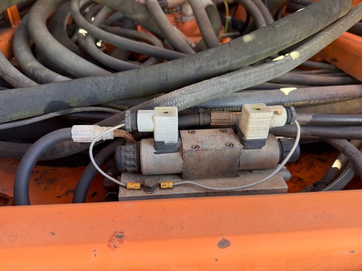 #2470-•-2002-tor-truck-dr-4280-crane-truck-image-83