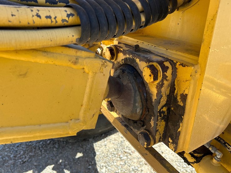 komatsu-gd650a-image-26