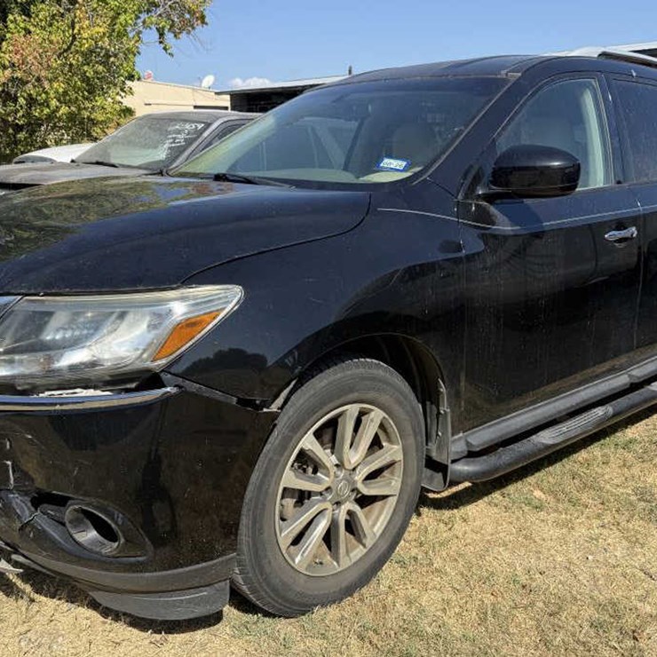 2015 NISSAN PATHFINDER
