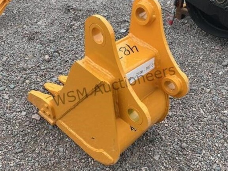 caterpillar-305-image-3