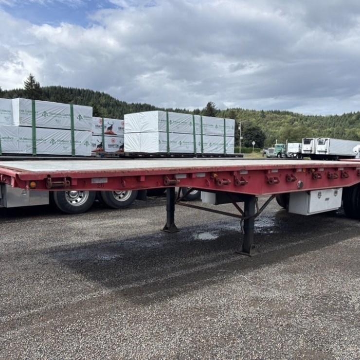 T/A Flatbed Trailer