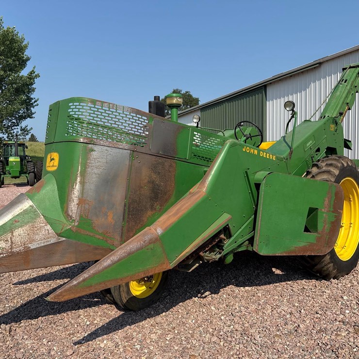 JOHN DEERE 630