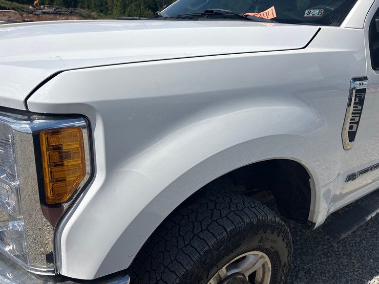 2017-ford-f350-image-9