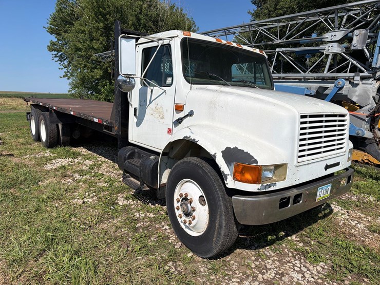 1995-international-4900-image-3