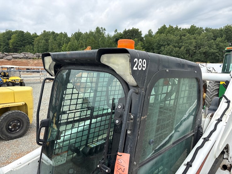 2018-bobcat-t870-image-21
