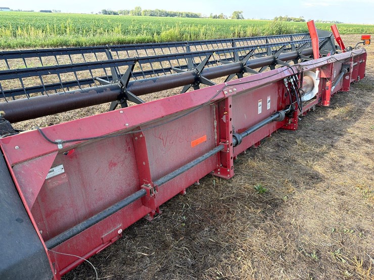 2005-case-ih-1020-image-9