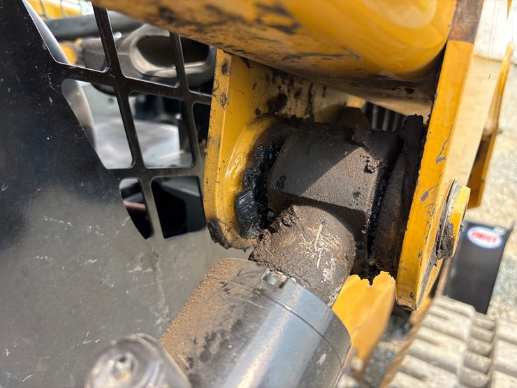 caterpillar-259d3-image-19