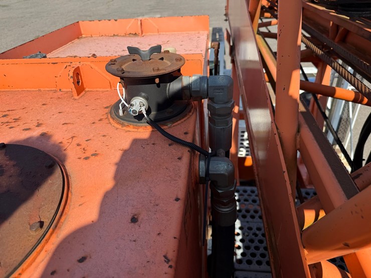 #2470-•-2002-tor-truck-dr-4280-crane-truck-image-153