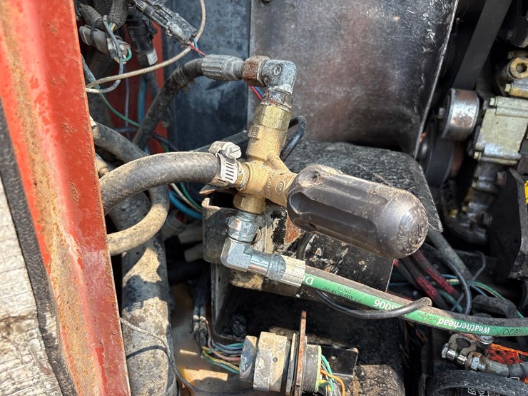#61397-•-2017-ditch-witch-fx65-vac-trailer-image-48