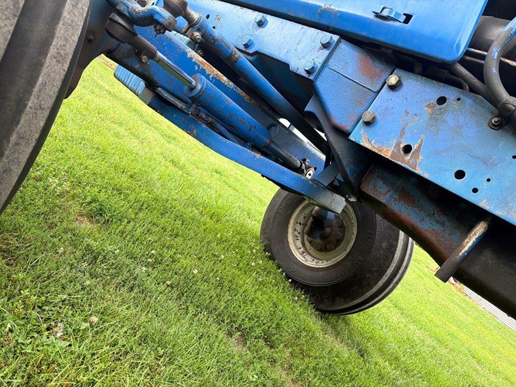 ford-8730-image-23