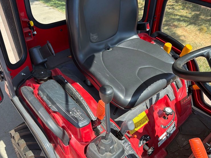 2021-massey-ferguson-4-image-26