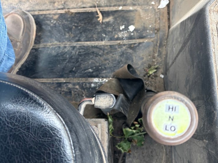 1983-massey-ferguson-4900-image-64