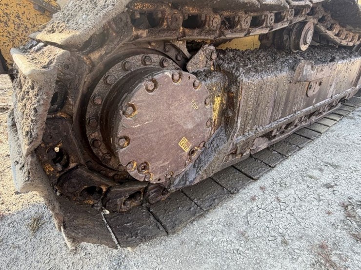 2004-komatsu-d39ex-21-image-22