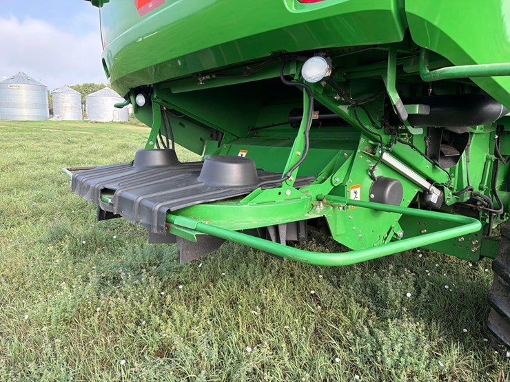 2013-john-deere-s660-image-22