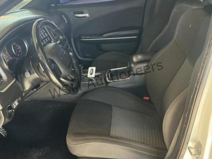2020-dodge-charger-sdn-image-18