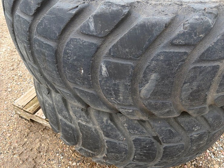 michelin-20.5r25-tractor-tires-image-6