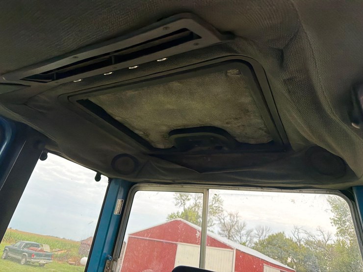 ford-8730-image-30