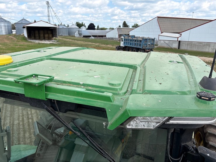 2022-john-deere-640-image-51