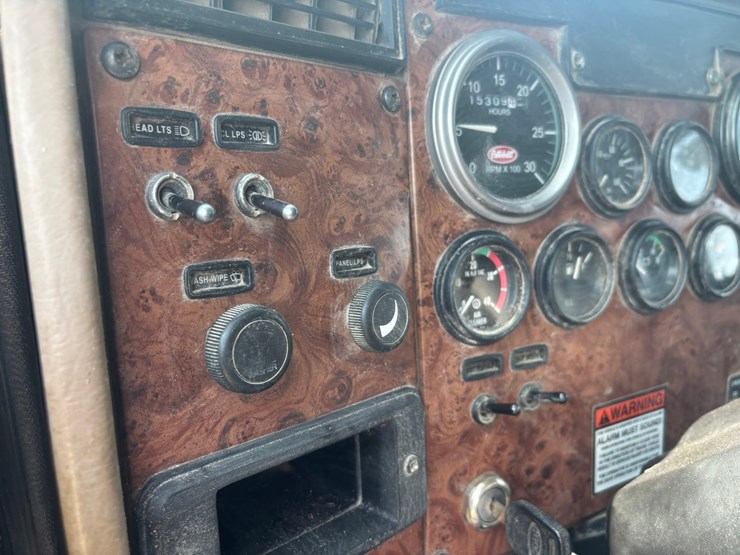 #2289-•-2006-peterbilt-tandem-axle-dump-truck-image-56