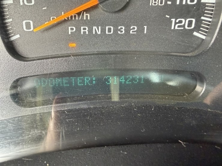 2006-chevrolet-silverado-3500-image-24