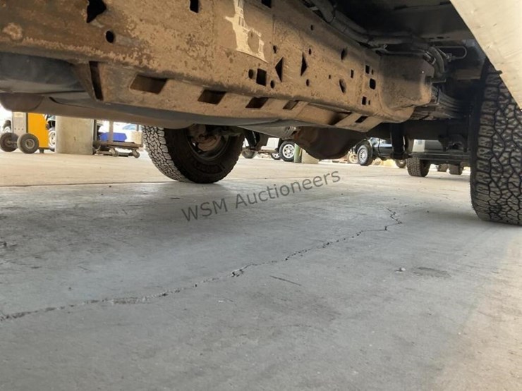 2015-chevrolet-express-3500-image-26
