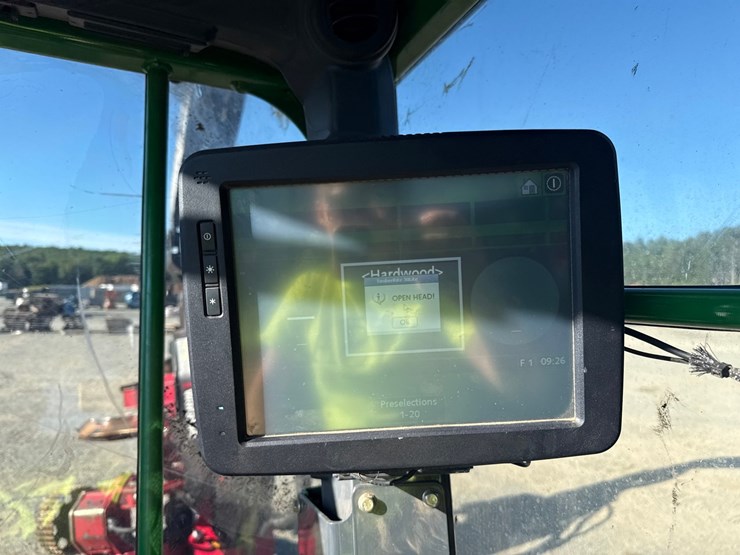 deere-803mh-image-91