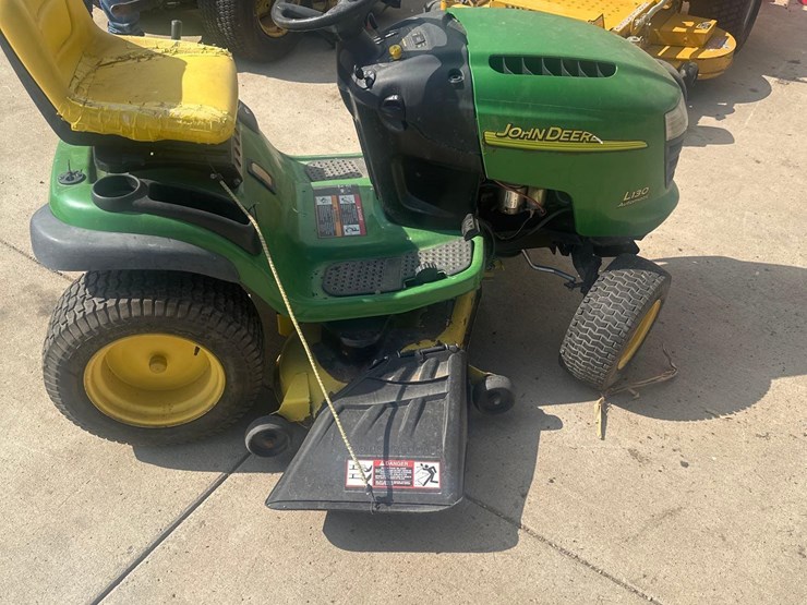 john-deere-l130-image-5