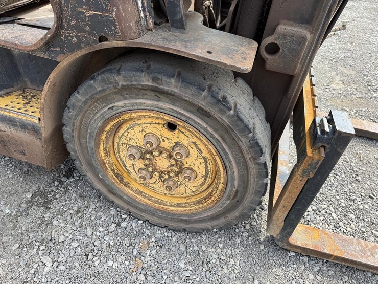 daewoo-d25s-3-image-11