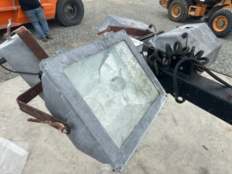 #5465-•-magnum-mlt3060mmh-light-plant-image-22