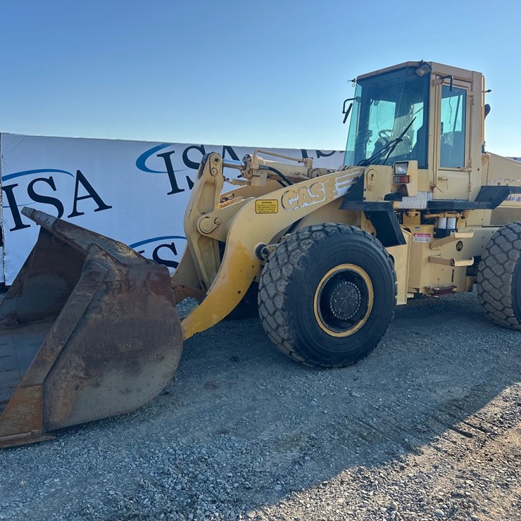 CASE 821B