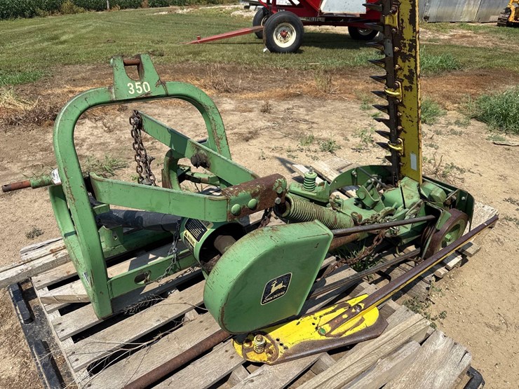 john-deere-350-image-1