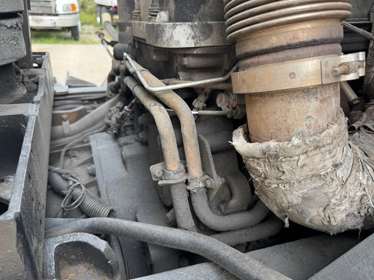 2015-mack-leu613-image-67