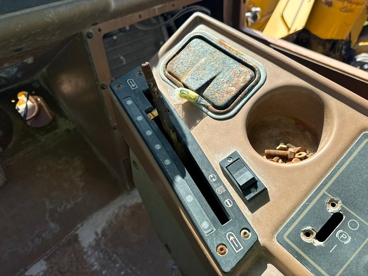 caterpillar-785b-image-128