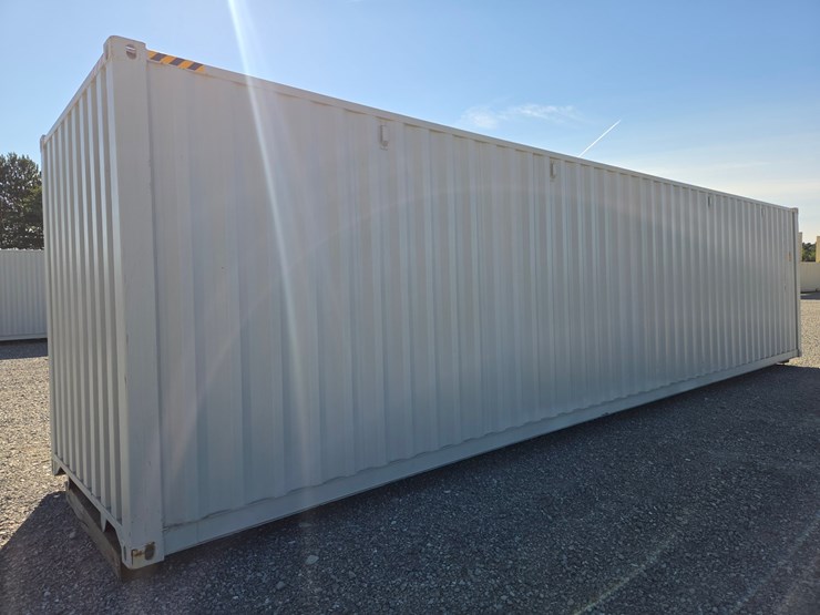 #5312-•-approx-40'-(5)-door-one-trip-shipping-container-image-5